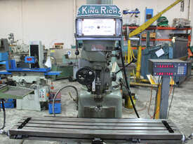 King Rich V2000 Turret Milling Machine - picture1' - Click to enlarge