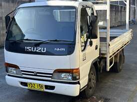 White Isuzu NKR 200 Table Top - picture0' - Click to enlarge