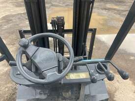 Baoli 1.8Ton Forklift  - picture2' - Click to enlarge