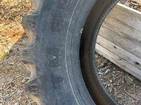 16.9-28 Pirelli tyre - picture2' - Click to enlarge