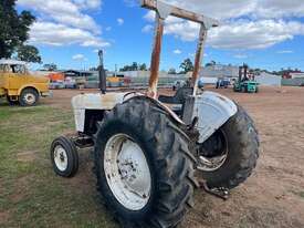 DAVID BROWN 990 TRACTOR - picture2' - Click to enlarge