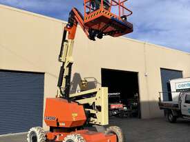 JLG articulating boom lift  - picture0' - Click to enlarge