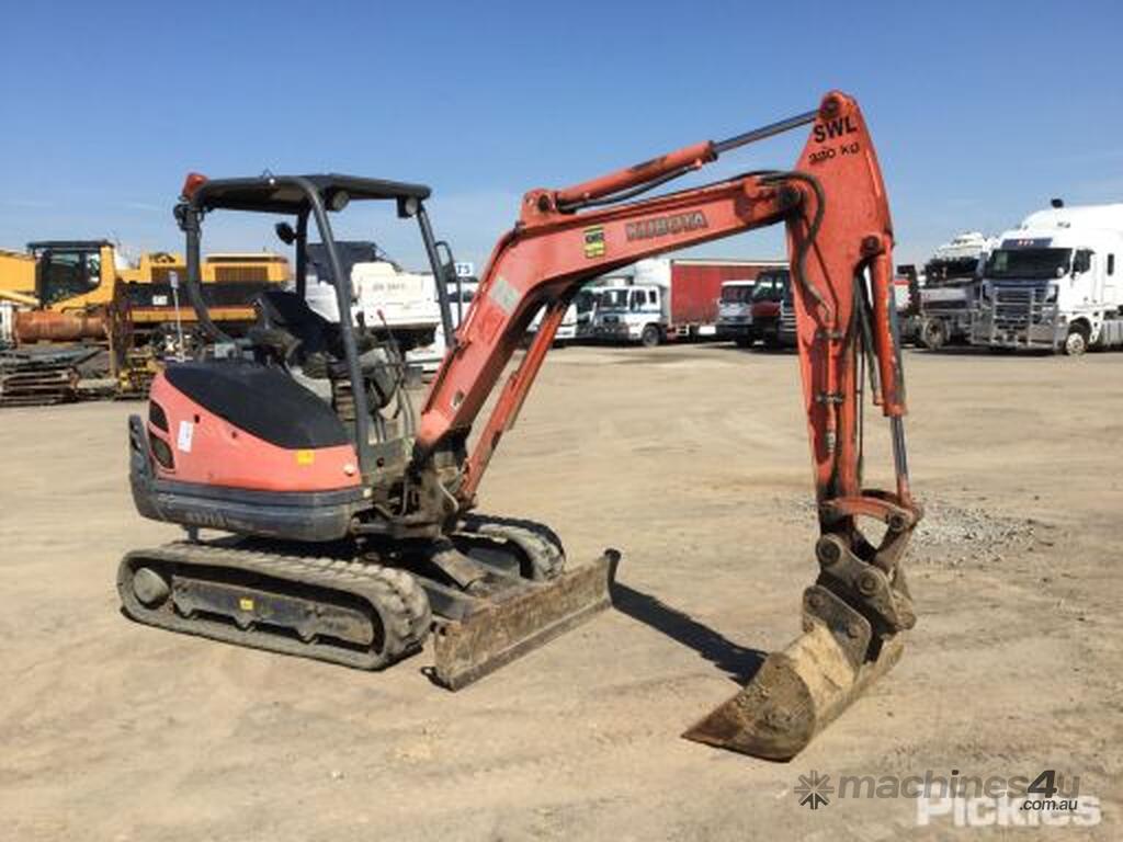 Used 2013 Kubota 2013 Kubota KX713 Super Series Excavator Rubber
