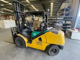 2013 4.5 tonne Komatsu Forklift - picture0' - Click to enlarge