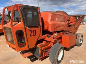 Flory Industries Self Propelled Harvester - picture1' - Click to enlarge