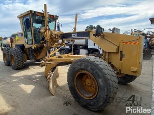 2004 Caterpillar 12H VHP Plus Articulated Grader