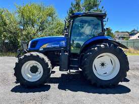 NEW HOLLAND T6070 TRACTOR  - picture2' - Click to enlarge