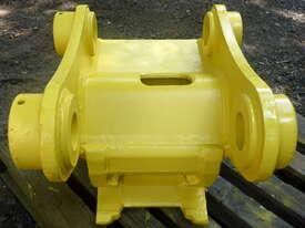 20-35 ton (90/80mm pin) Jaws Quick Hitch Coupling suit Cat 322/325/330 Hydraulic Excavator etc - picture1' - Click to enlarge