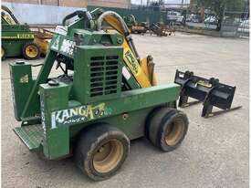 KANGA MINI LOADER SOLD WITH FORK ATTACHMENT - picture2' - Click to enlarge