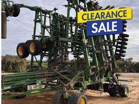 2013 John Deere 1830 Air Drills - picture0' - Click to enlarge