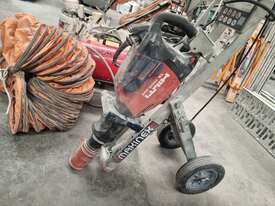 Hilti TE 1000 AVR Concrete Breaker - picture0' - Click to enlarge