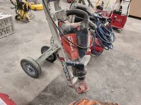 Hilti TE 1000 AVR Concrete Breaker - picture0' - Click to enlarge