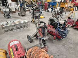 Hilti TE 1000 AVR Concrete Breaker - picture2' - Click to enlarge