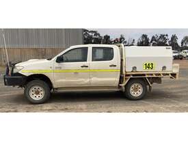 2010 TOYOTA Hilux Dual Cab Utility - picture2' - Click to enlarge