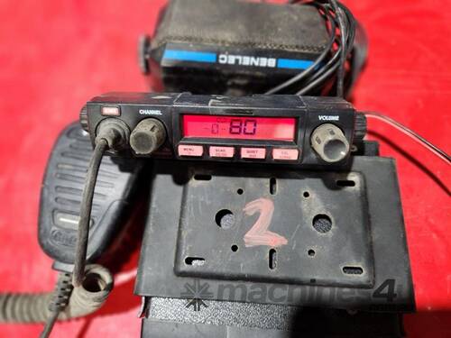 GME 3520 80 Channel Radio w/ Speaker (Number 2)