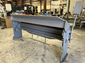 Used Pan Brake 2400mm - picture0' - Click to enlarge