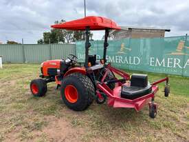 KUBOTA B3300 TRACTOR WITH SLASHER - picture0' - Click to enlarge