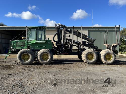 2006 John Deere 1710D 8 Wheel Forwarder