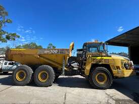Komatsu HM300-5 Articulated Off Highway Truck - picture1' - Click to enlarge