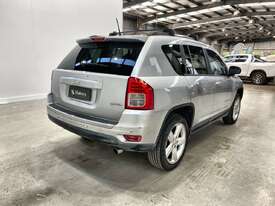 2012 Jeep Compass Limited 4x4 (Petrol) (CVT Auto) - picture0' - Click to enlarge