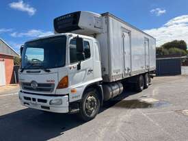 2010 Hino FL 500 2427 Refrigerated Pantech (Day Cab) - picture1' - Click to enlarge