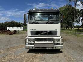 2008 Volvo FH480   6x4 Prime Mover - picture1' - Click to enlarge