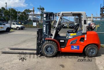 HELI CPQYD50 (Sydney Forklifts) - PS007 5 Ton lift