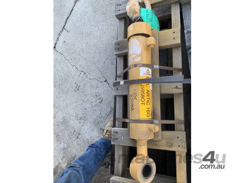 caption 8J-5958 - CATERPILLAR 16G RECONDITIONED CYLINDER ARTIC