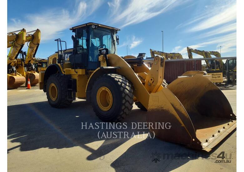 caption CAT 962M Wheel Loaders integrated Toolcarriers
