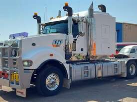 Mack 6X4 Prime Mover - picture1' - Click to enlarge