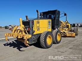 2011 Komatsu GD655-5  - picture1' - Click to enlarge