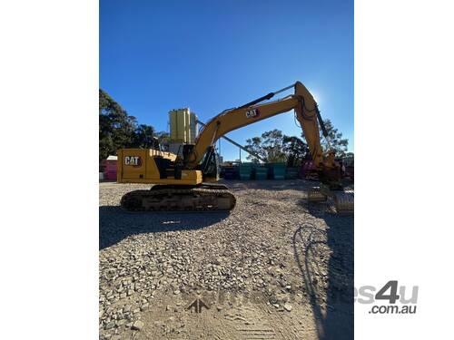 2022 Caterpillar 320GC Tracked Excavator