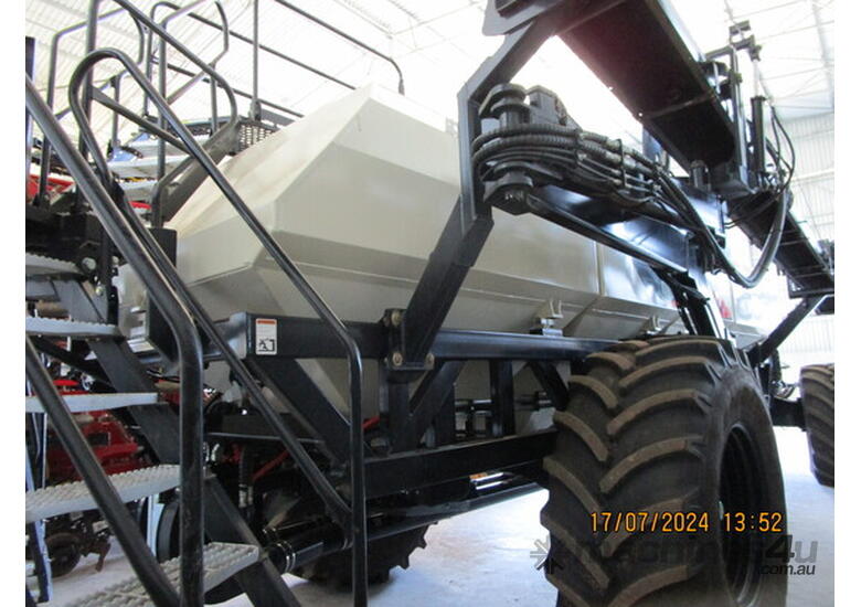 caption 2023 Bourgault 9650T Air Carts