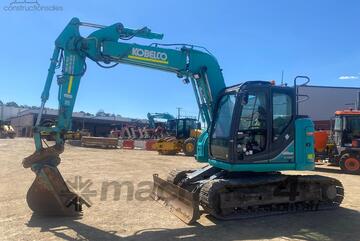 2016 Kobelco SK135SR-3 Offset Boom With Quick Hitch