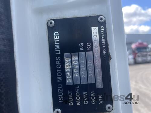 caption 2003 Isuzu F3 FVZ (6x4) Tray Truck