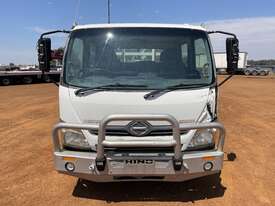 2012 Hino 300   4x2 Tray Truck - picture0' - Click to enlarge