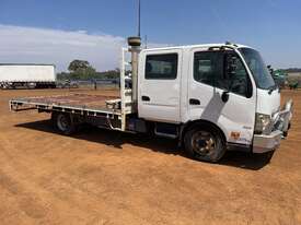 2012 Hino 300   4x2 Tray Truck - picture0' - Click to enlarge