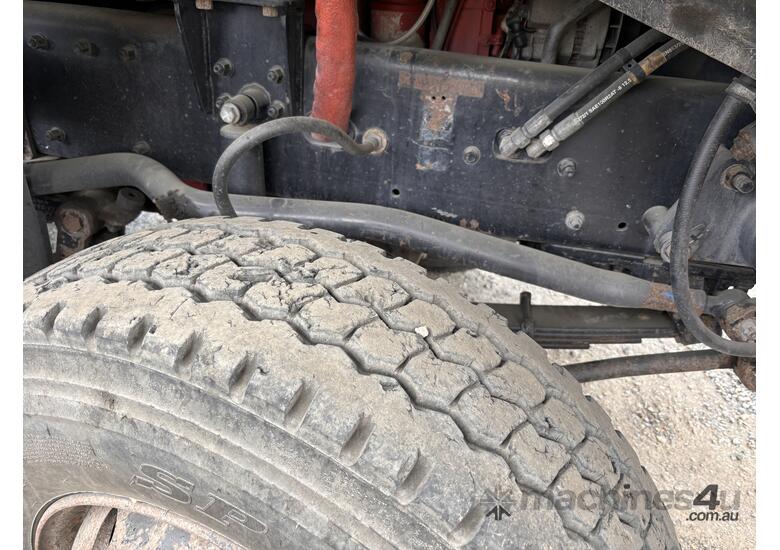 2010 Mack CSMR 8x4x4 Service Truck