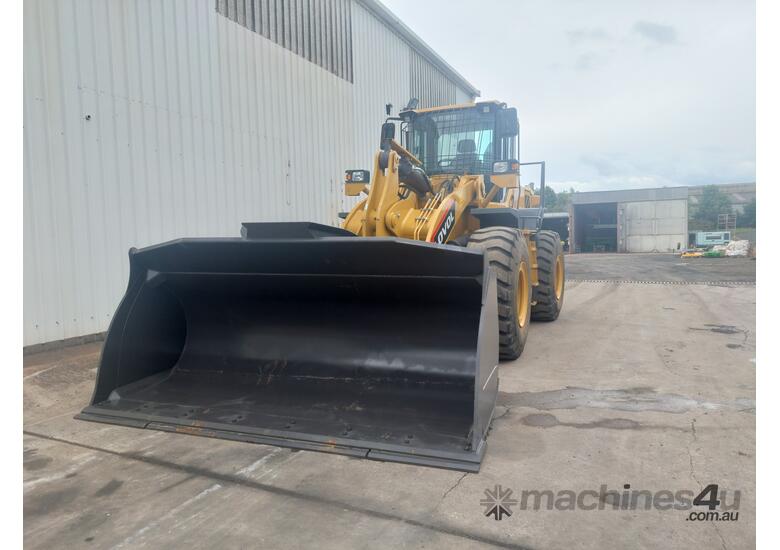 LOVOL 17.5t Wheel Loader Excellent Condition **LOW HOURS** 