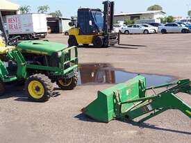 John Deere Tractor - picture0' - Click to enlarge