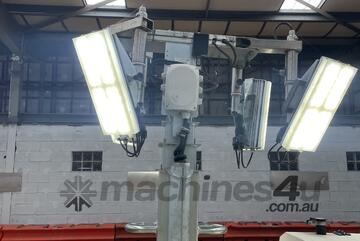 Mobile Traffic Lighting VT Hybrid 4x120 With LED