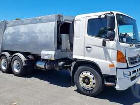 Hino FM8J 500 - picture0' - Click to enlarge