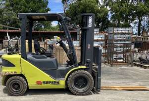 Clark S30L # 3 Tonne Gas Forklift # 3000kg Load Capacity # 4800mm Lift Height ...