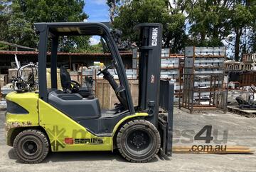 Clark S30L # 3 Tonne Gas Forklift # 3000kg Load Capacity # 4800mm Lift Height ...