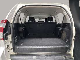 2015 Toyota Landcruiser Prado GXL 4x4 Wagon (Diesel) (Automatic) - picture2' - Click to enlarge