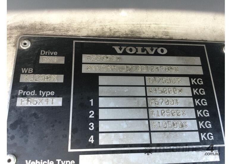caption 2003 Volvo FH MK2 Prime Mover Sleeper Cab