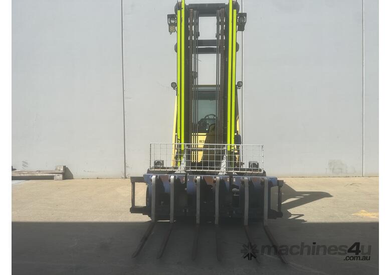 caption HYSTER H155FT Counterbalance Forklift