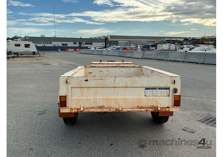 caption 2005 Custom Box Trailer Single Axle Box Trailer
