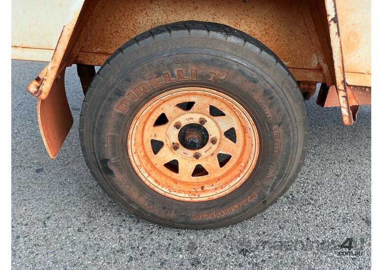 caption 2005 Custom Box Trailer Single Axle Box Trailer