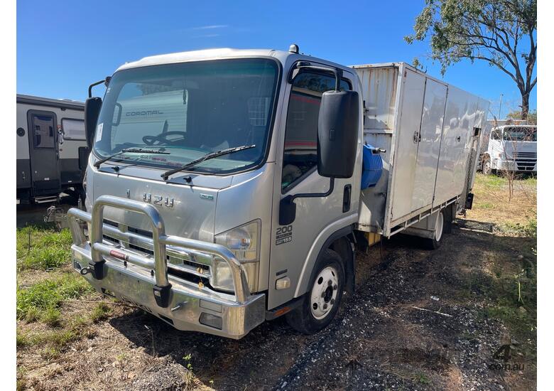 caption 2012 Isuzu N3 NPR 200 Medium Service Body